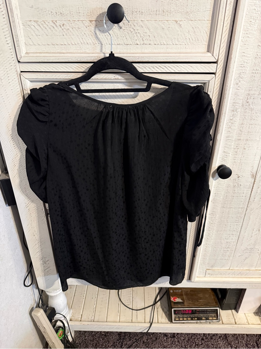 Max Studio Black Puff-Sleeve Blouse with Dotted Texture